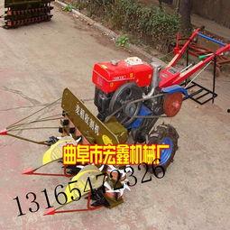 国产小收割机视频,高效便捷的田间利器